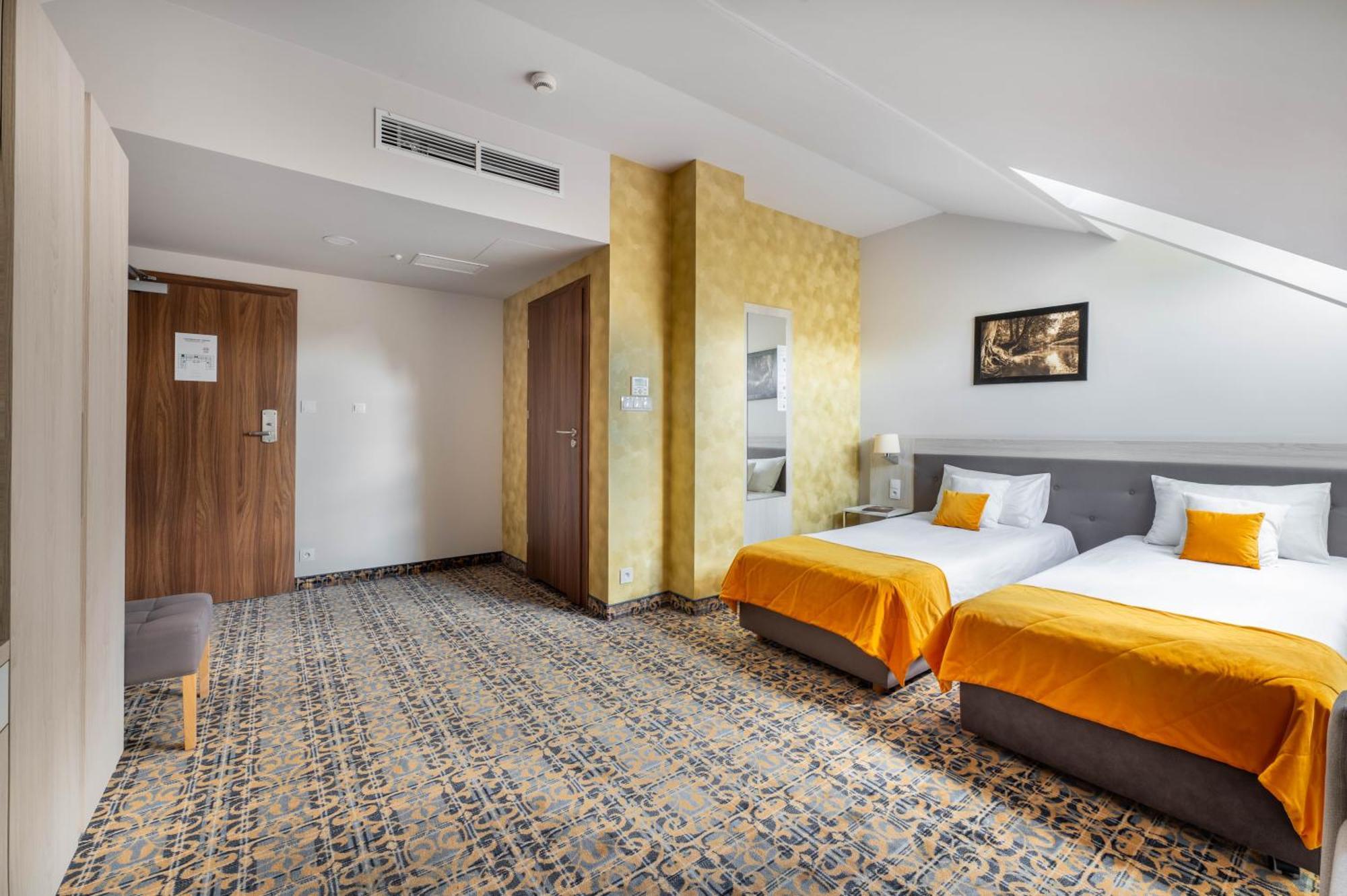 Hotel Arche Częstochowa Eksteriør billede